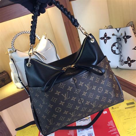 is louis vuitton cheaper in paris 2019|louis vuitton paris handbags price.